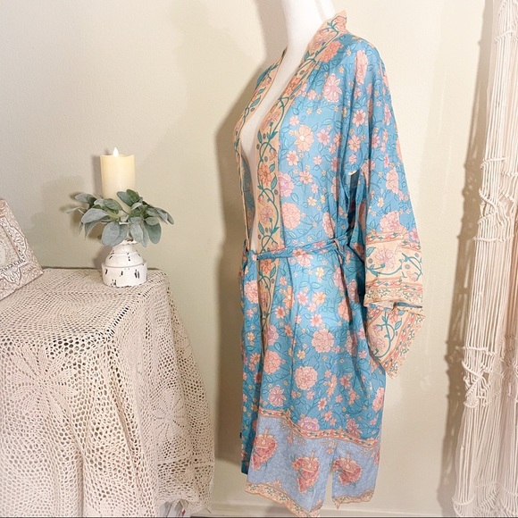 Spell Love Story Midi Robe / Kimono - Picture 6 of 15
